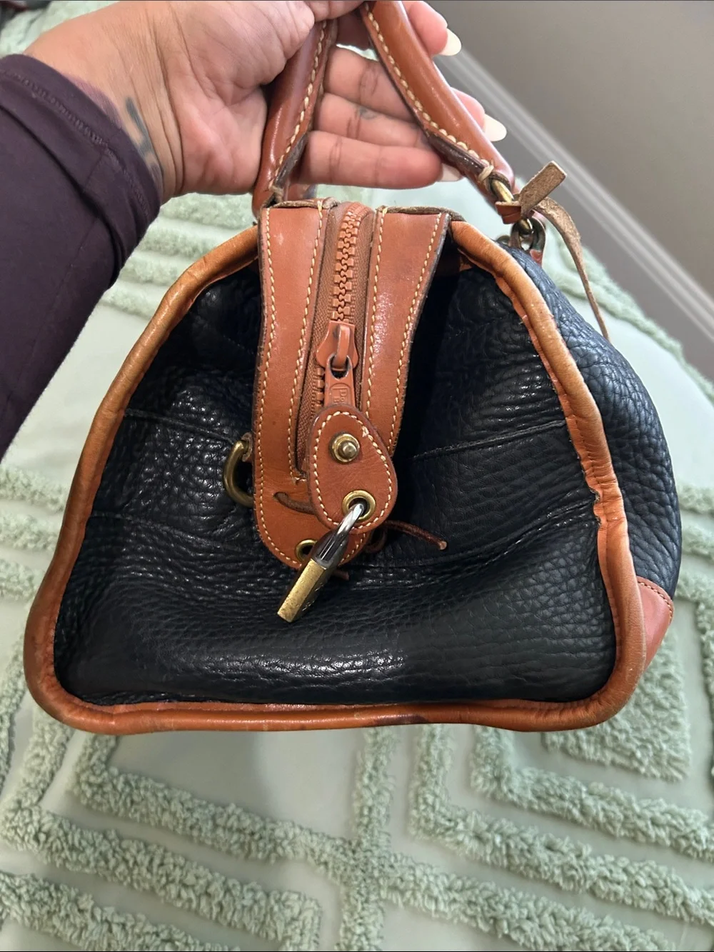 Dooney &Bourke Black and Tan Leather Doctor Satchel Handbag w/ lock and key